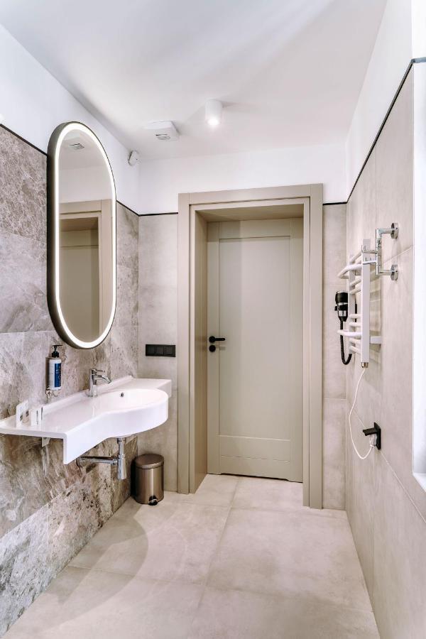 Hotel Eter Торунь Екстер'єр фото