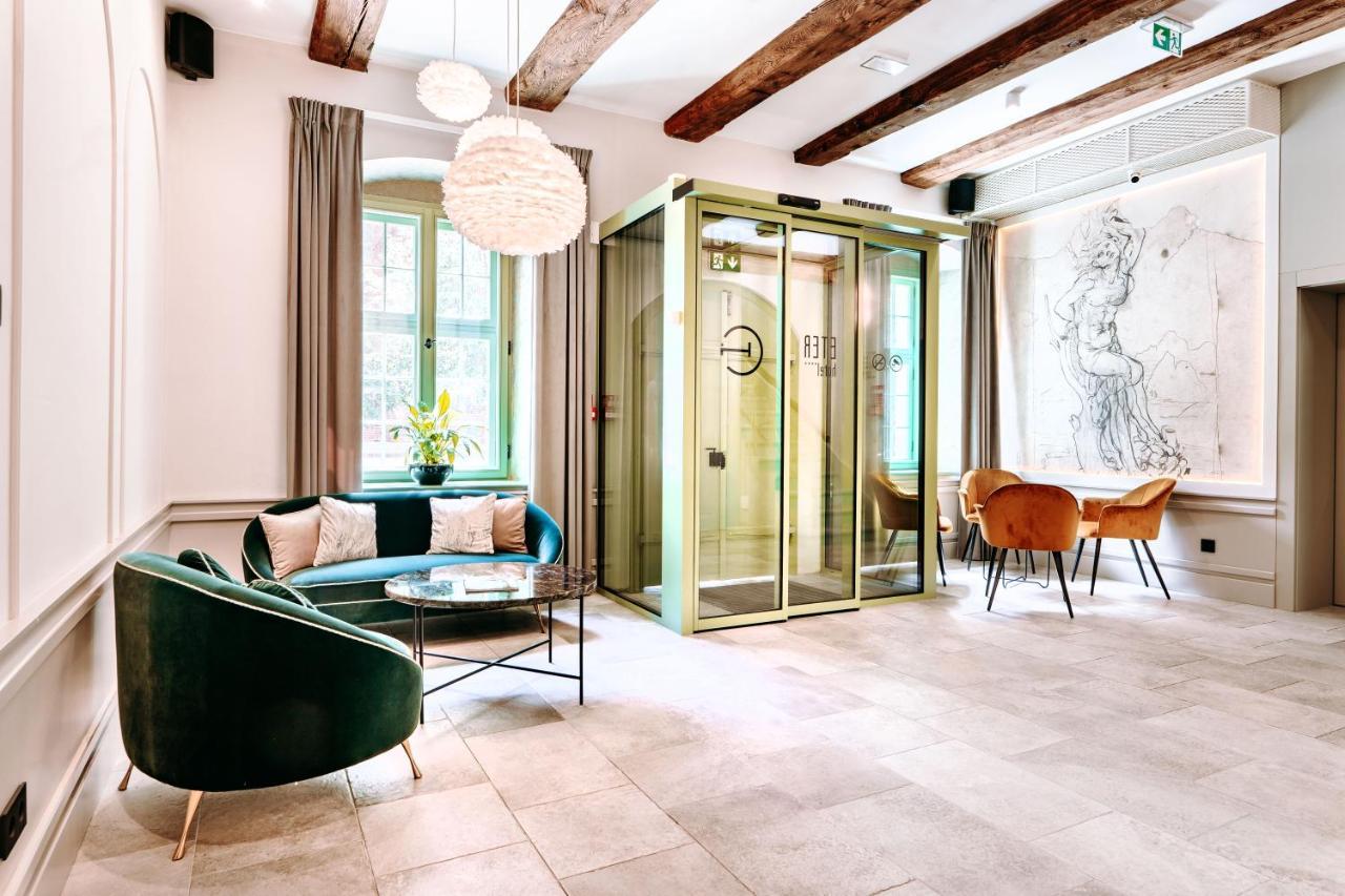 Hotel Eter Торунь Екстер'єр фото